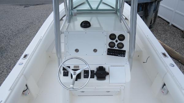 26' Regulator 2005 - Yacht for Sale | Bluewater Yacht Sales